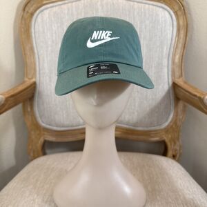 New Nike Unisex Kids Club Cap Hat One Size Green Plain Just do it Swoosh Casual